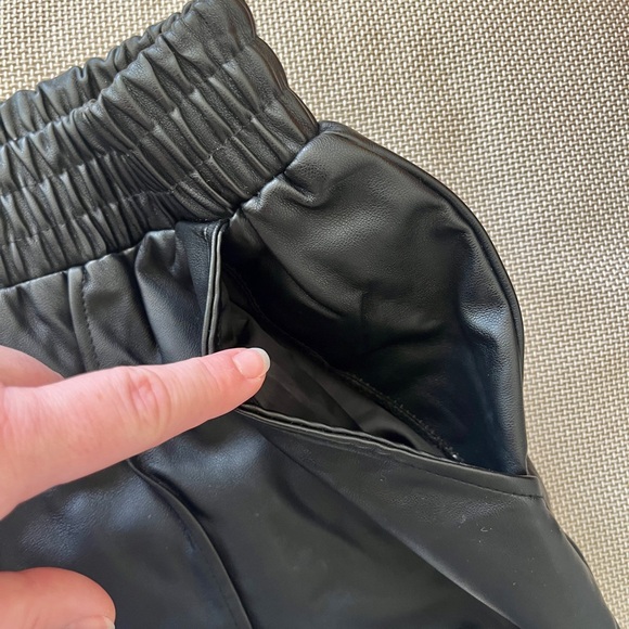 ASOS (Threadbare) Eyal PU jogger faux leather pants - Picture 8 of 10